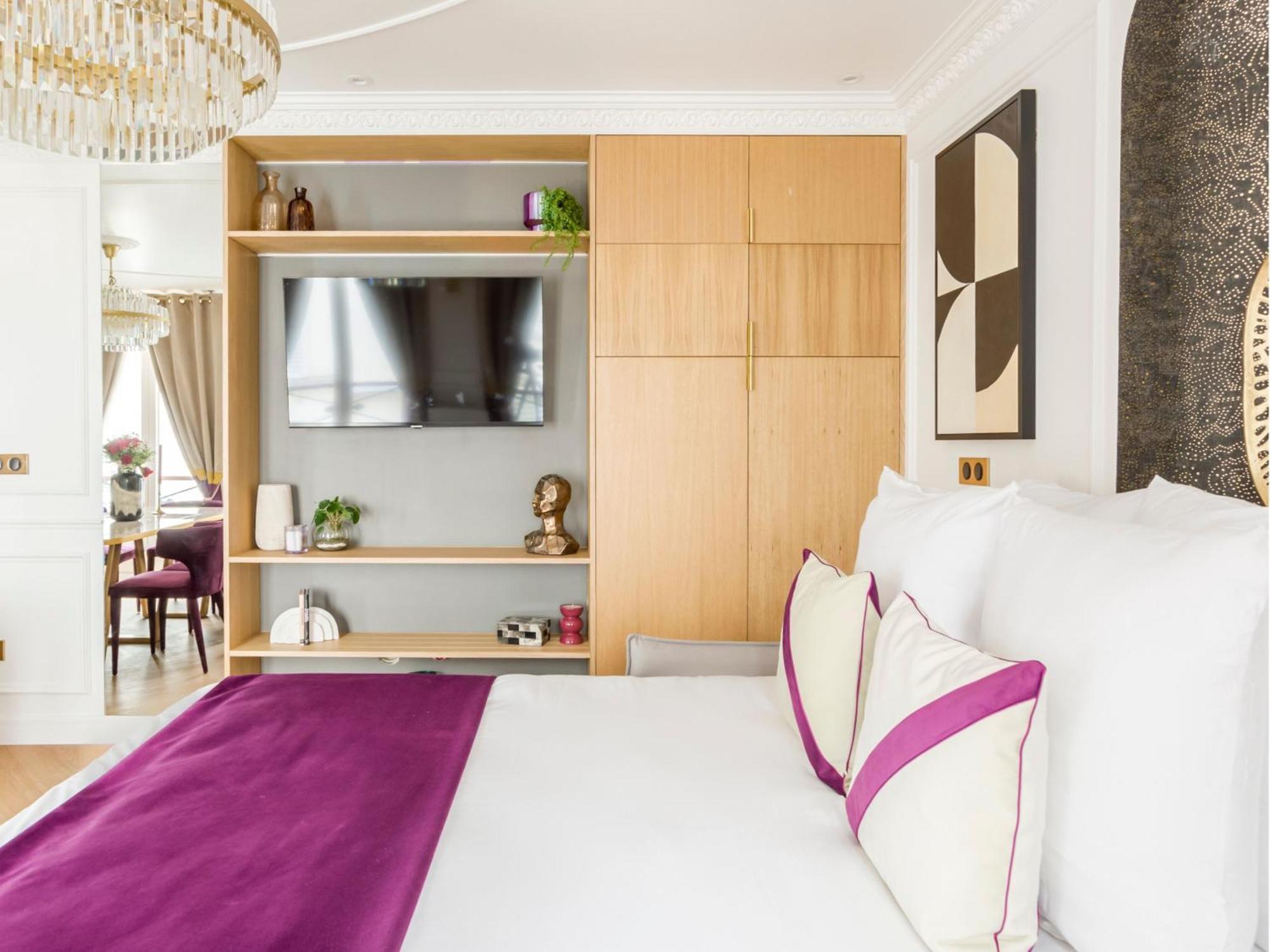Merveil - Luxury - Champs Elysees -st George * Paris